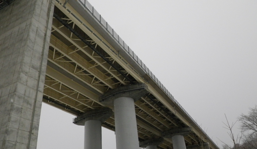 道央自動車道千歳川橋塗替塗装工事