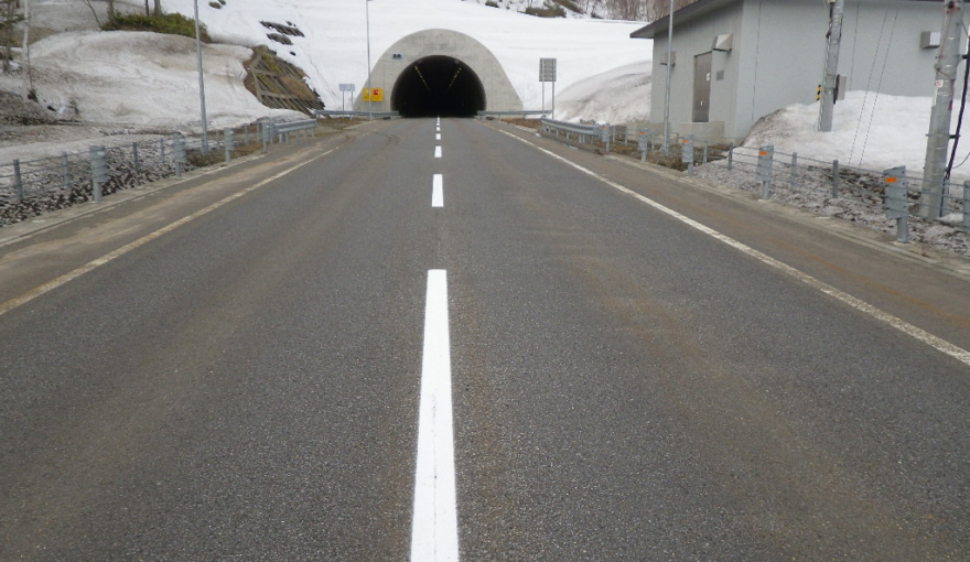 深川道路事務所管内 深川道路区画線設置工事