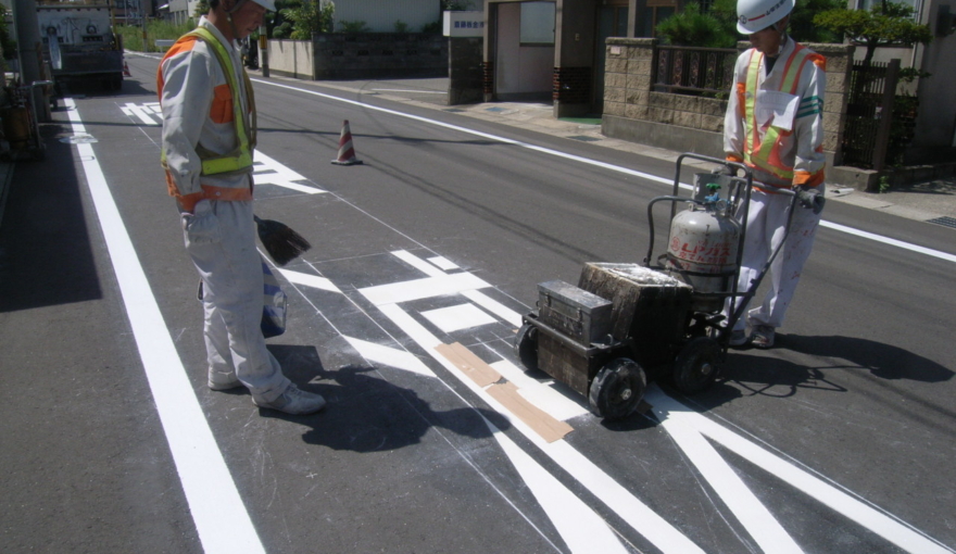 平成27年度交通安全施設二種（区画線）整備工事その２